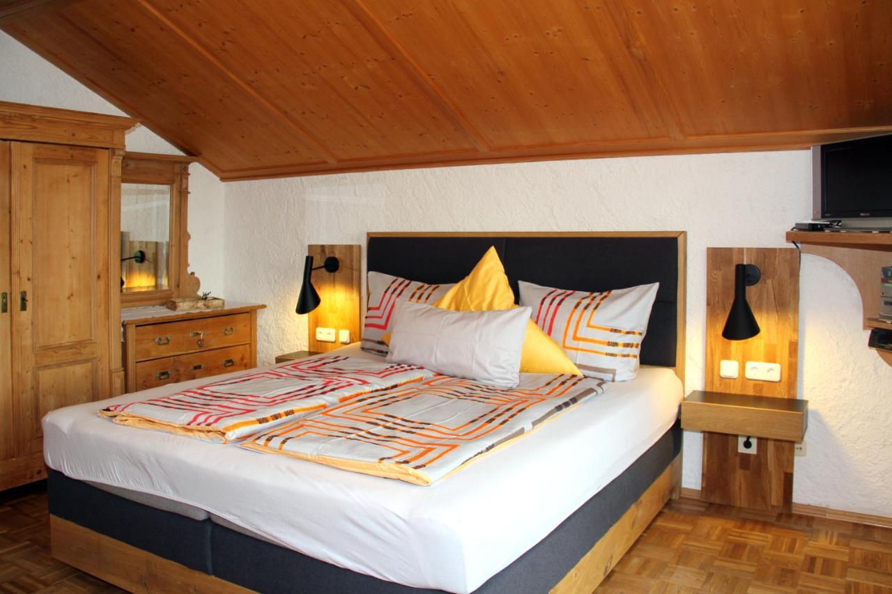 Trettachblick Ferienwohnungen Oberstdorf Bagian luar foto