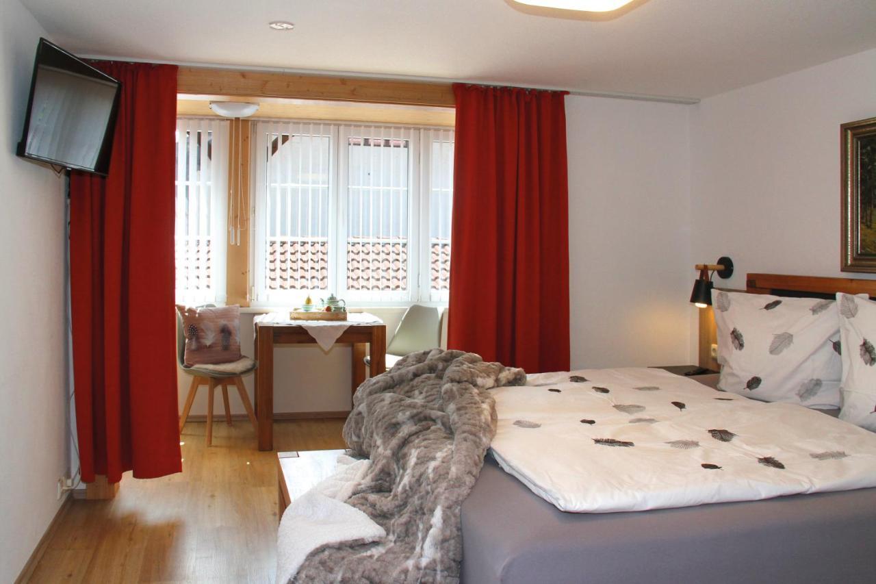 Trettachblick Ferienwohnungen Oberstdorf Bagian luar foto