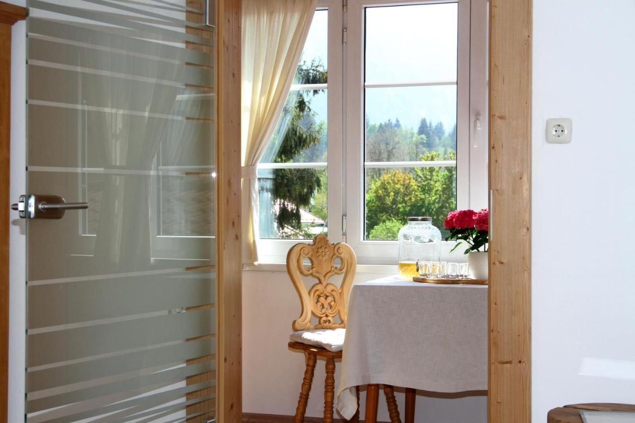 Trettachblick Ferienwohnungen Oberstdorf Bagian luar foto