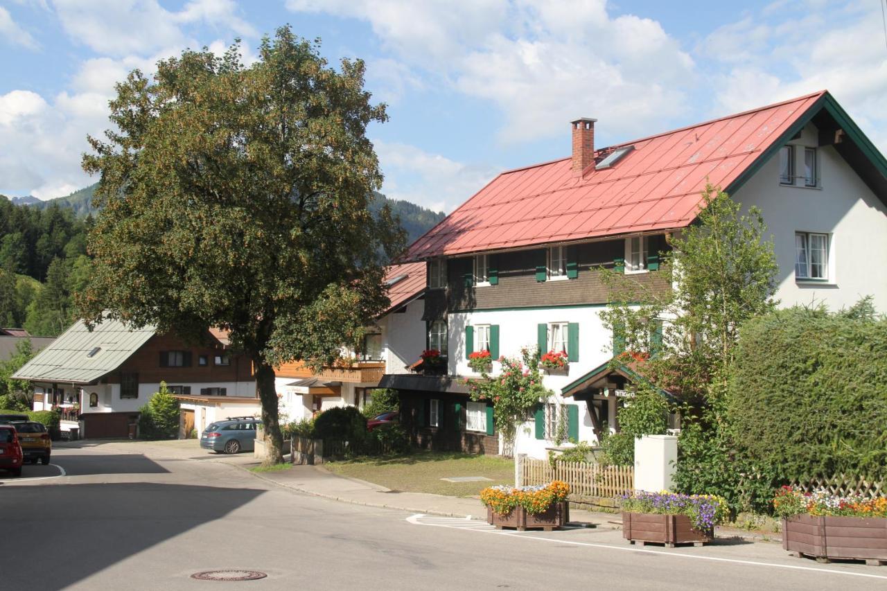 Trettachblick Ferienwohnungen Oberstdorf Bagian luar foto