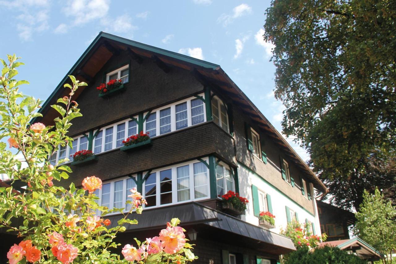 Trettachblick Ferienwohnungen Oberstdorf Bagian luar foto